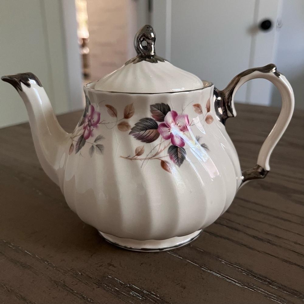 Vintage Sandler England Teapot with Lid English Cottage Rose Beautiful Rare